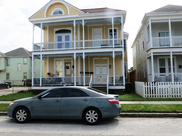 2809 Ball St Rear 2, Galveston, TX 77550