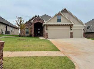 9352 SW 44th Ter, Oklahoma City, OK 73179
