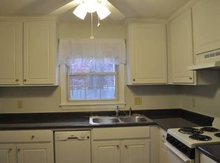 456 Cold Spring Ave APT 2, West Springfield, MA 01089