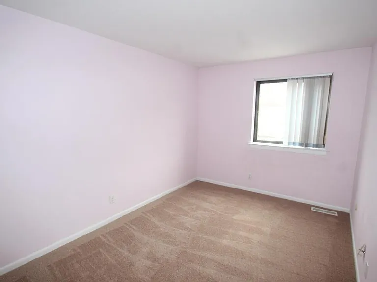 2005 Chelmsford Cir — Photo 3