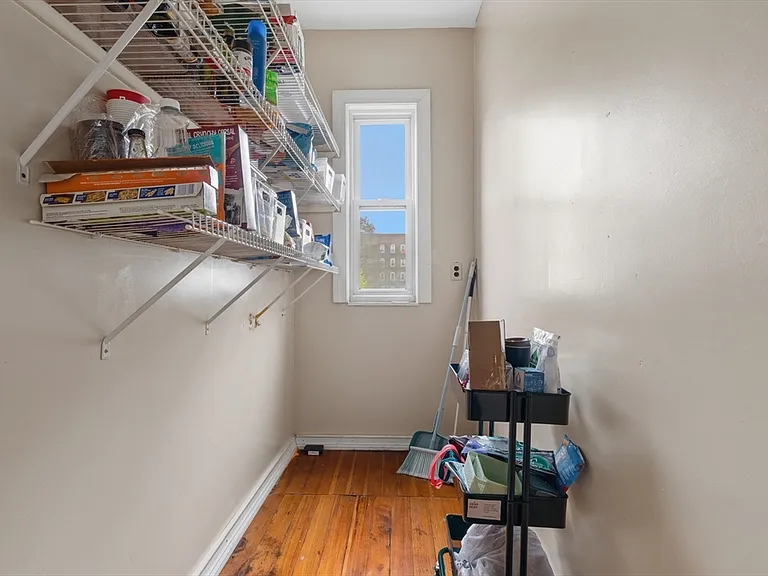 9 Spalding St #1 — Photo 10