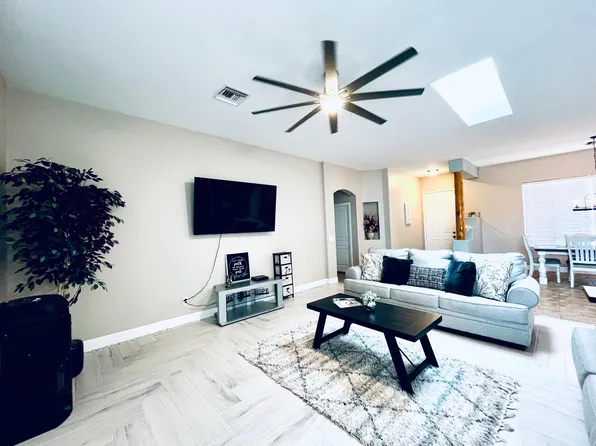 24350 W Fernwood Ct, Wittmann, AZ 85361