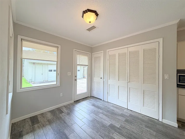 5019 Yarwell Dr — Photo 18