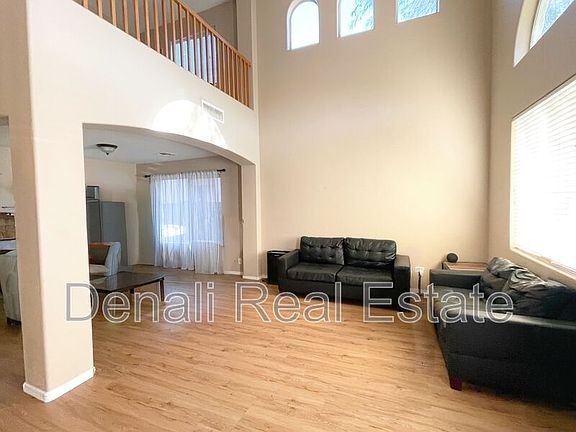 4th image of 15218 N 174th Dr