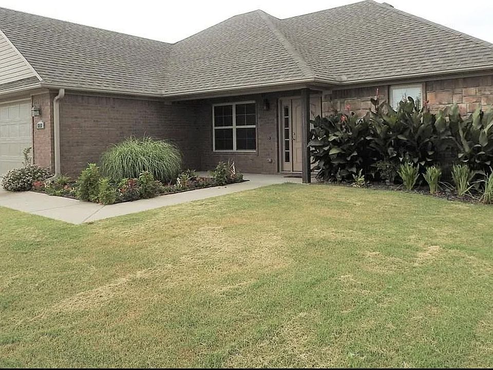 1st image of 1261 Kensington Dr