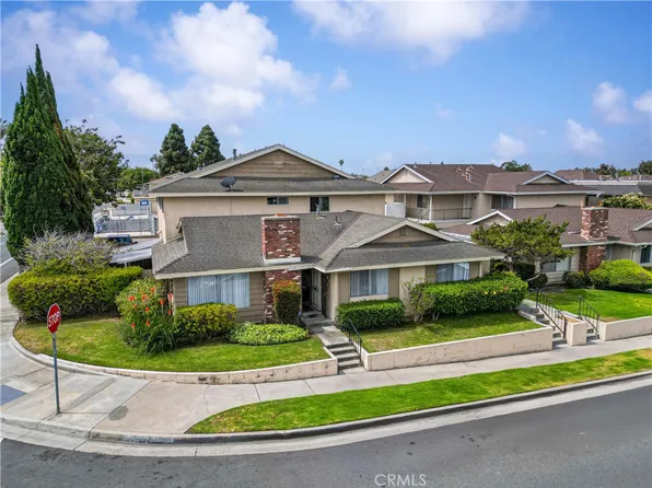 7340 Corsican Dr, Huntington Beach, CA 92647