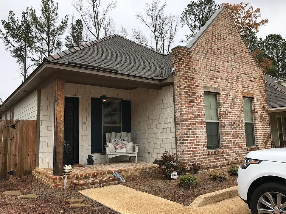 101 Cottage Lane, Starkville