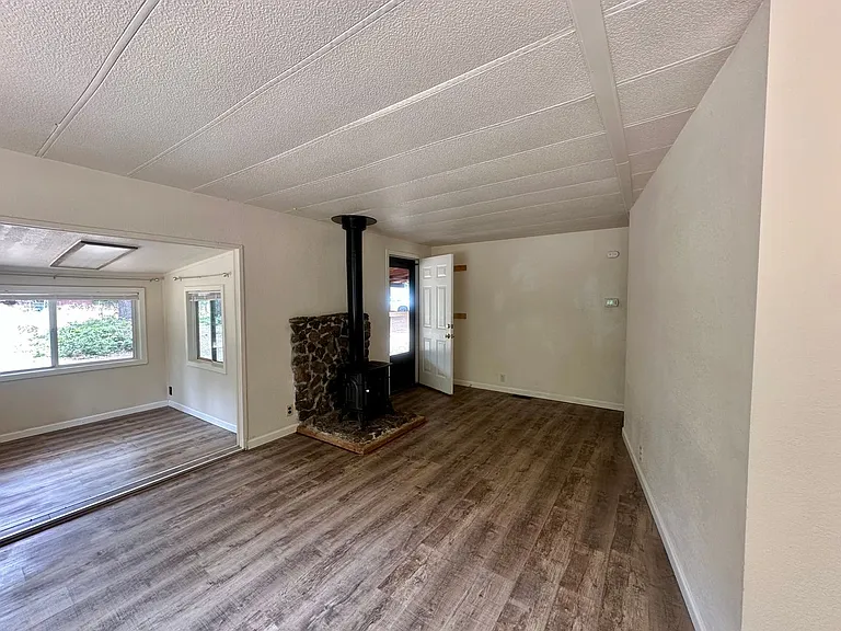 11405 Hamaker Mountain Rd — Photo 10