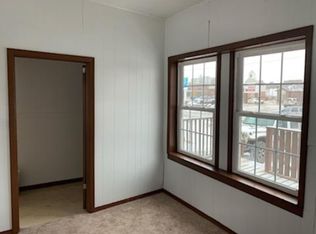 911 E Sweet Ave, Bismarck, ND 58504