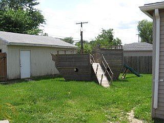 3rd image of 29411 Brown Ct