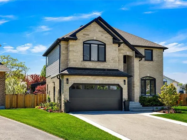 701 Breakwater Cres, Waterloo, ON N2K 4H8