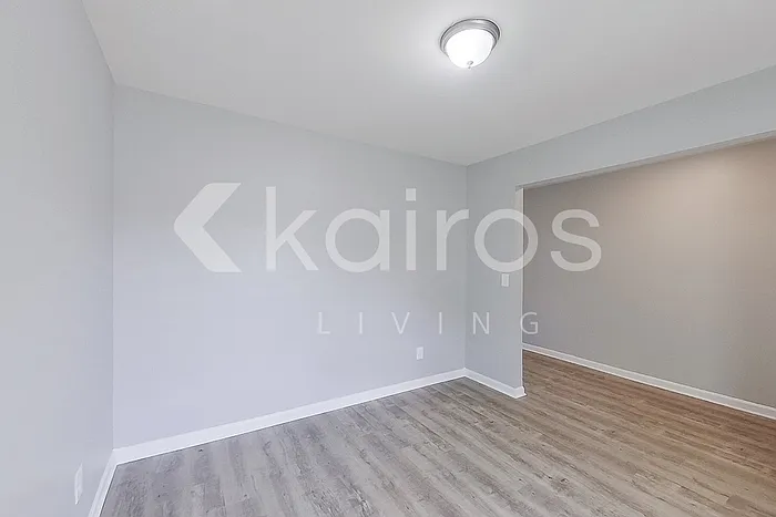 334 Waterfall Rd — Photo 3