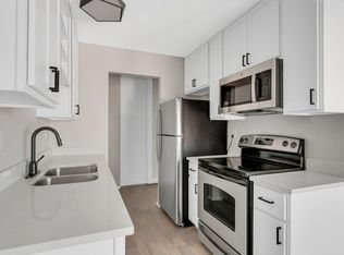 4624 Cedar Lake Rd #7, Saint Louis Park, MN 55416