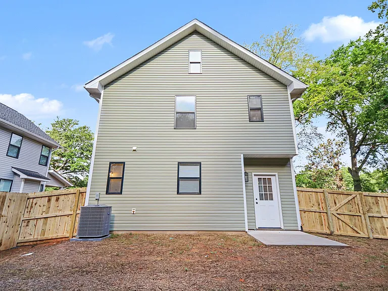 607 Legrand St — Photo 30