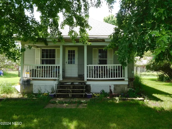16921 423rd Ave, Clark, SD 57225