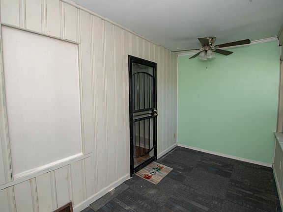 4th image of 720 W Marion St