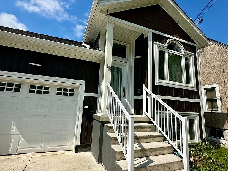 58 Griffith St #UPPER — Photo 2