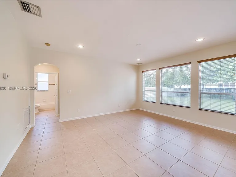 14935 SW 52nd St — Photo 27