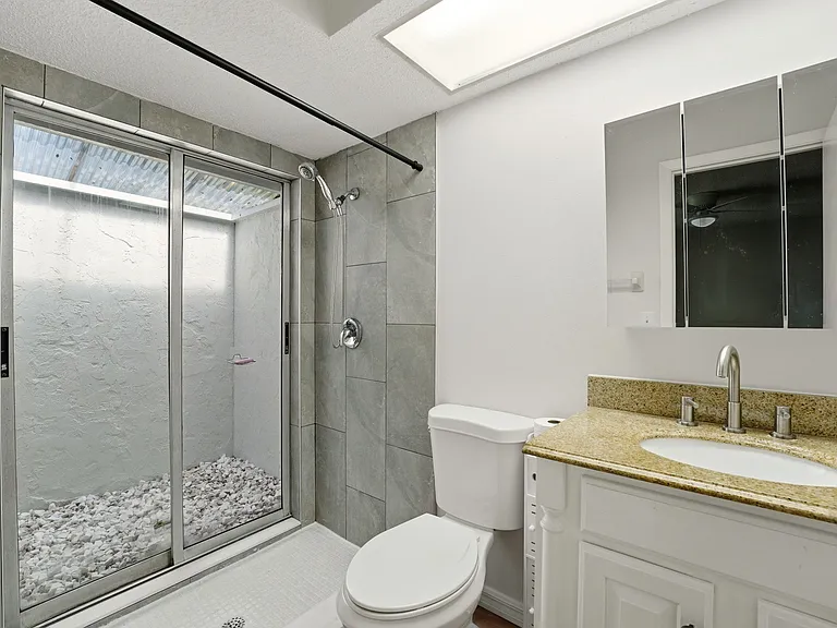 Master Bathroom On-Suite
