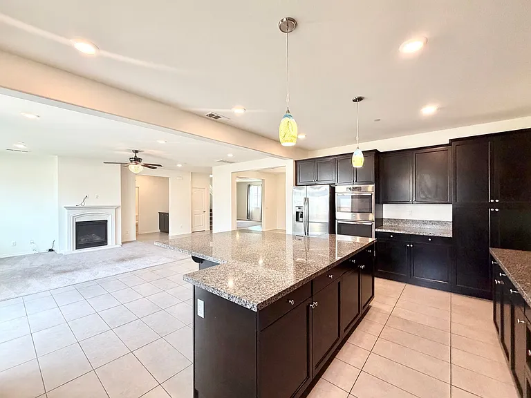 30136 Sutton Ct — Photo 14