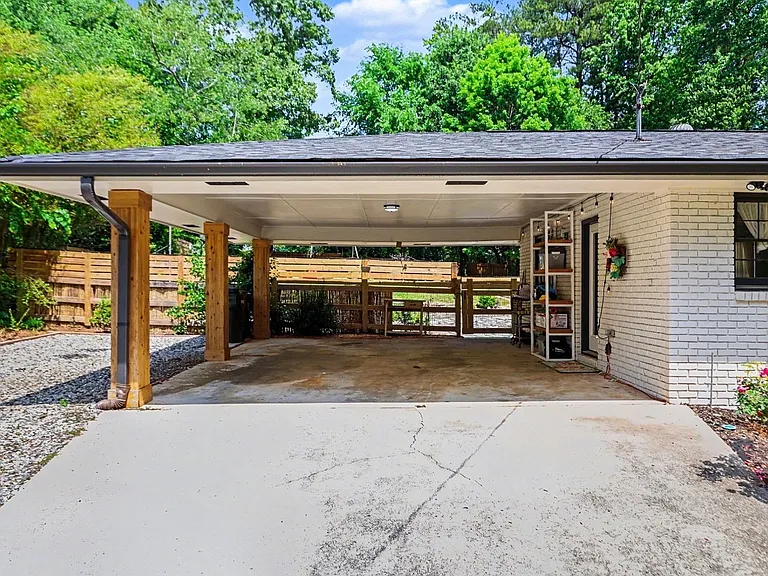 920 Tranquil Dr — Photo 3