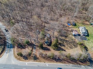 2073 Warrenton Rd, Fredericksburg, VA 22406