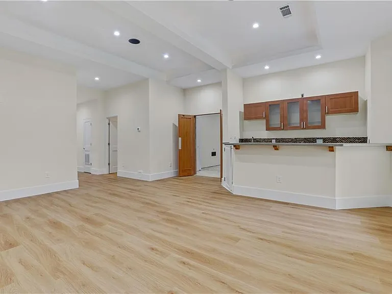 3228 Silver Lake Dr NE — Photo 46