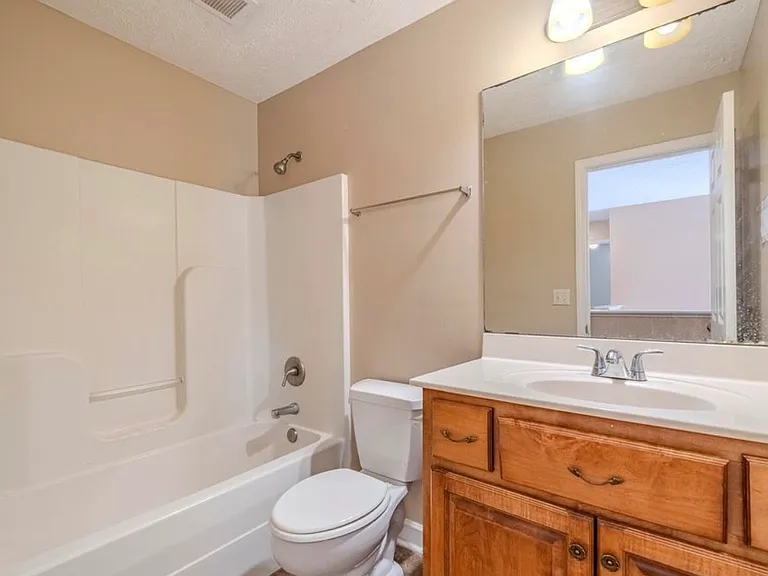 33 Rustic Bridge Dr — Photo 19