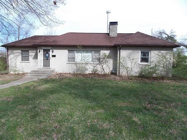 1st image of 211 Crestwood Dr
