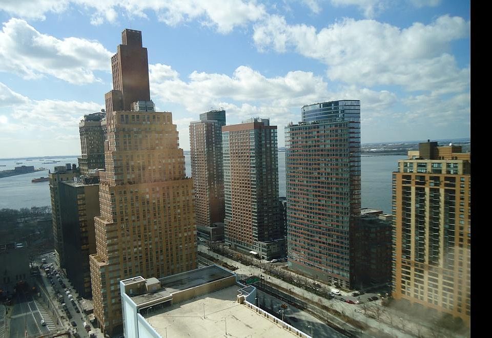 1st image of 88 Greenwich St APT 2703