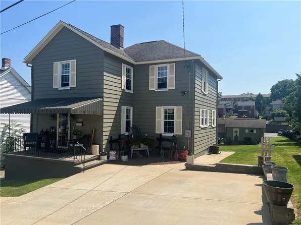 517 E Walnut St, Mount Pleasant, PA 15666