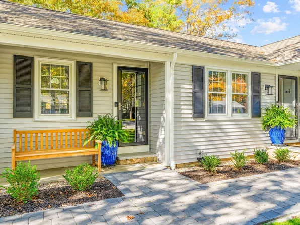 315 Prince Hinckley Road, Centerville, MA 02632