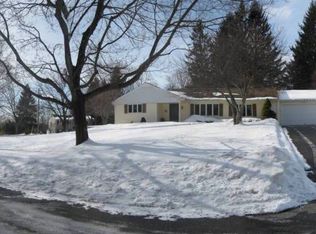 18 Hidden Glen Rd, Long Valley, NJ 07853