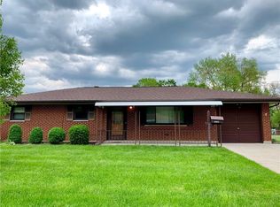 5800 Woodmore Dr, Dayton, OH 45414