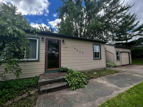 15629 Heide St, Brownstown, MI 48173