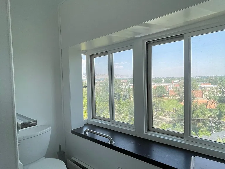 1600 Hillside Rd #10 — Photo 3