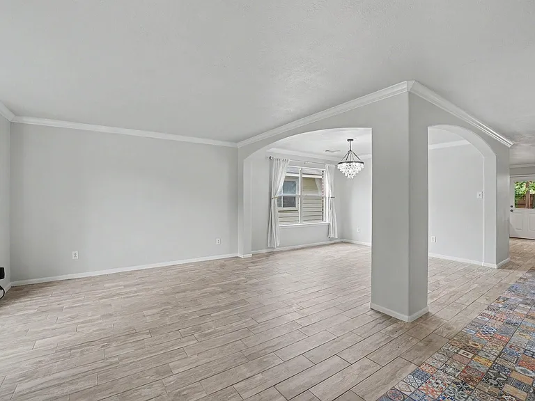 25338 Barmby Dr — Photo 6