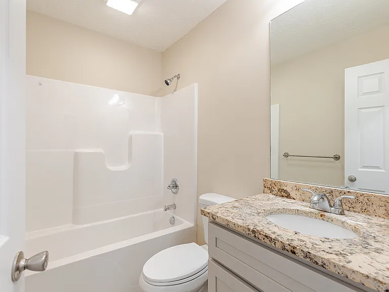 305 Breckinridge Cir — Photo 42