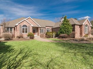 68 Senecal Pl, East Longmeadow, MA 01028