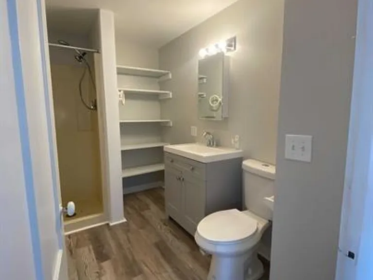 13 Pleasant St — Photo 6