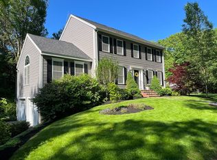 13 Woodside Ln, Wenham, MA 01984