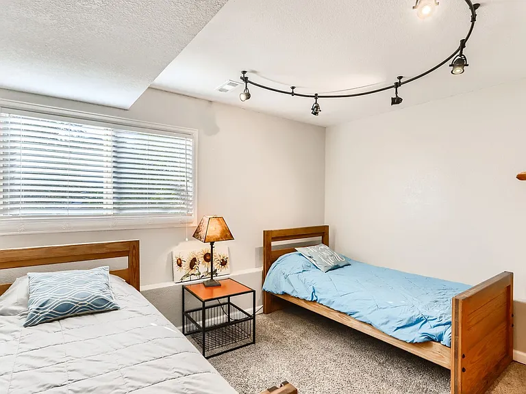 1628 Centaur Cir — Photo 18