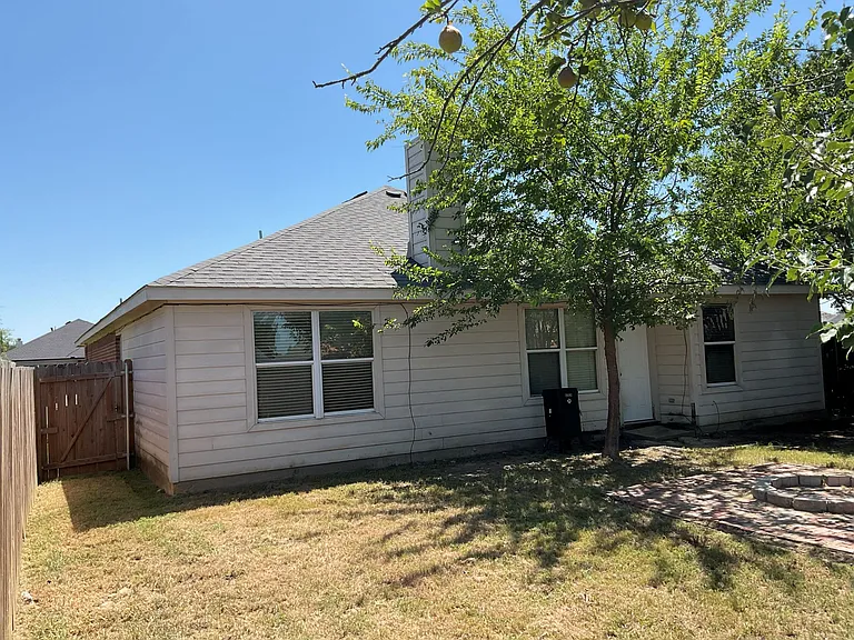 1001 Stockton Dr — Photo 21