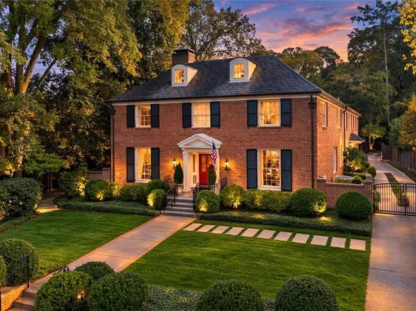 288 Peachtree Battle Ave NW, Atlanta, GA 30305