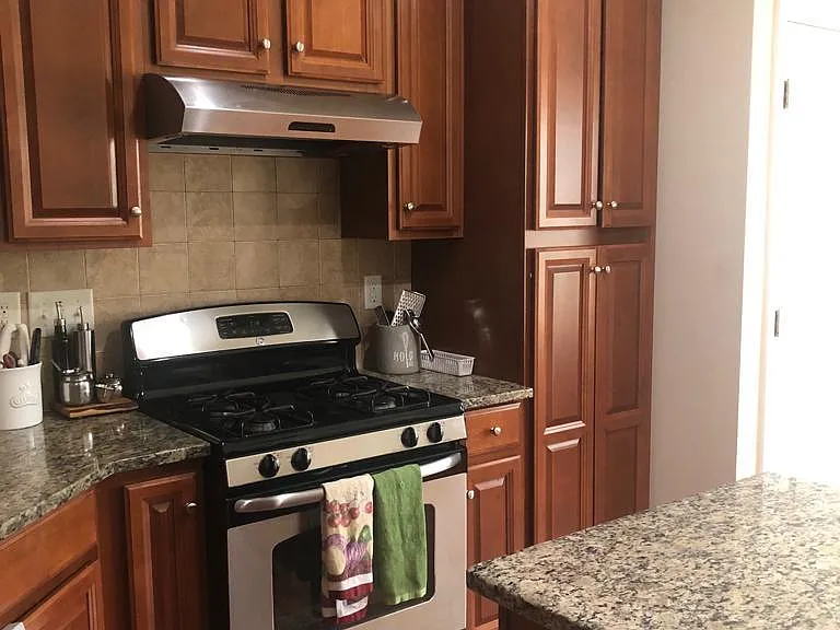 516 Siena Ln — Photo 9