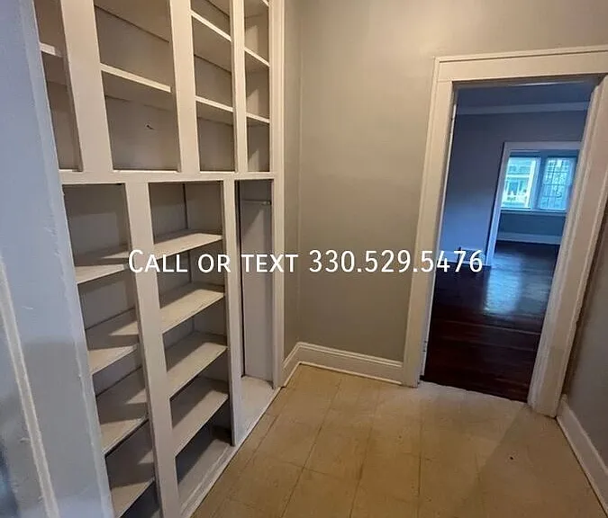 724 Crosby St #1 — Photo 6