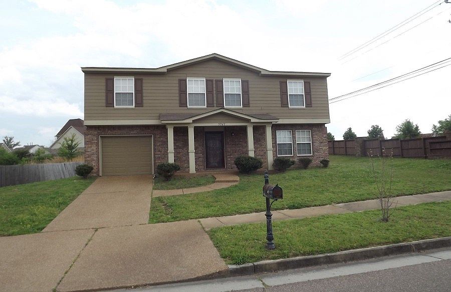 1st image of 9945 Branley Oak Dr
