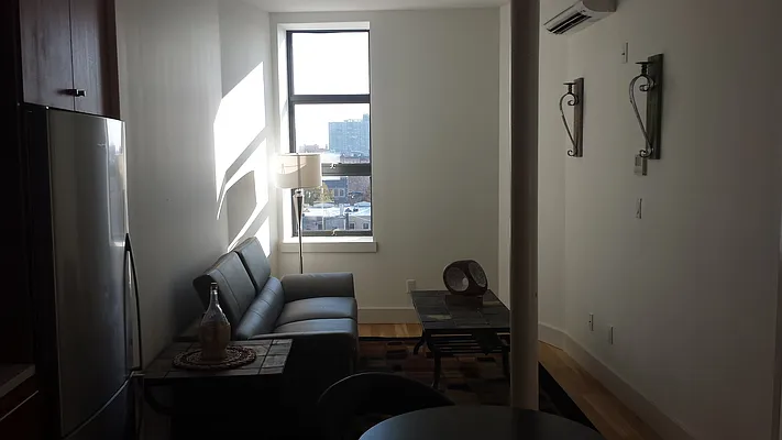 Rented by LHR Group | media 3