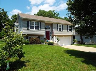 303 E Maple St, Wentzville, MO