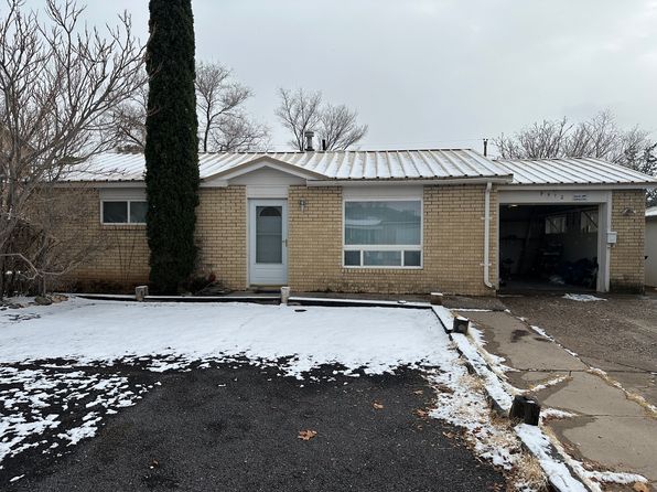 9512 Claremont Ave NE